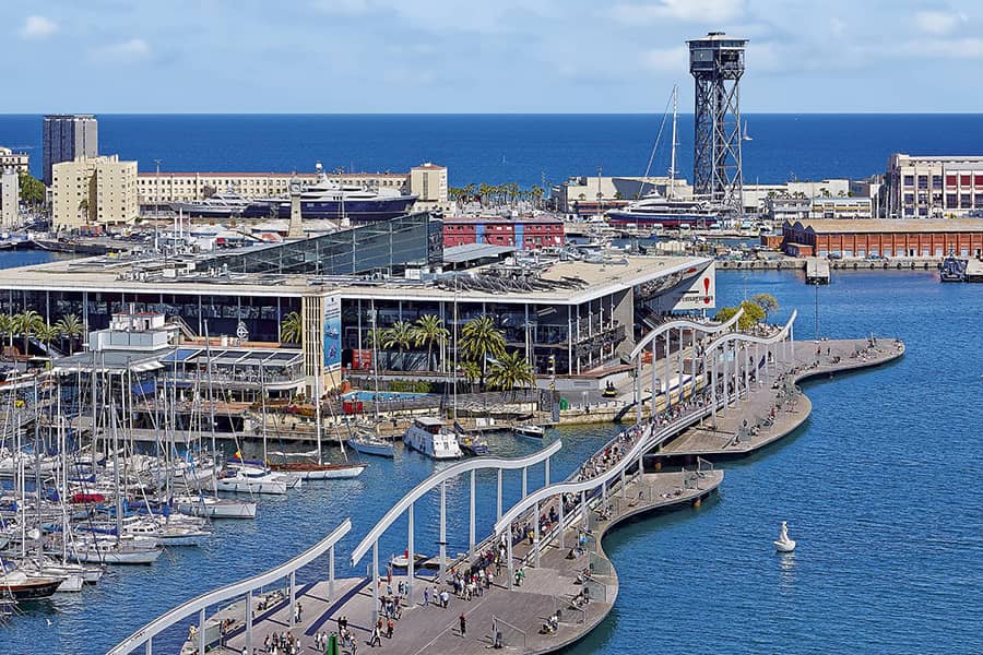 Puerto de Barcelona zona marítima Maremagnum