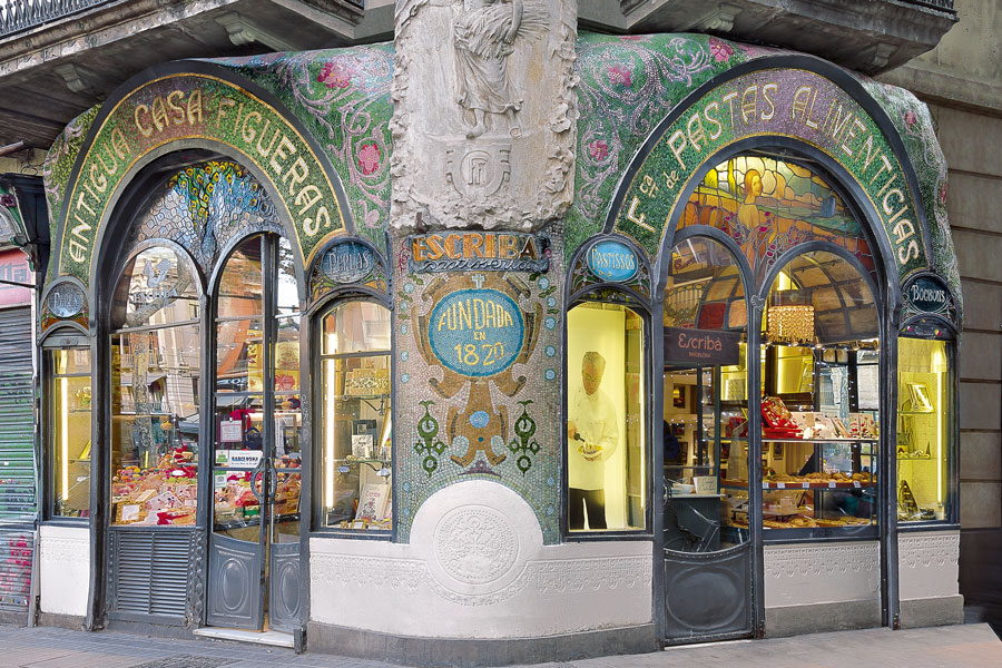 Fachada Antigua Casa Figueras Pastelería Escribá, en Barcelona