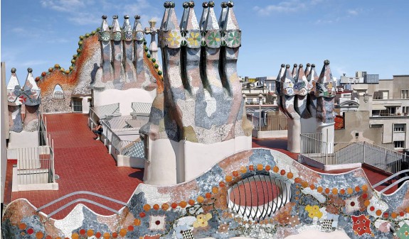 Chimeneas Terraza Casa Batllo Gaudi Dosde Publishing