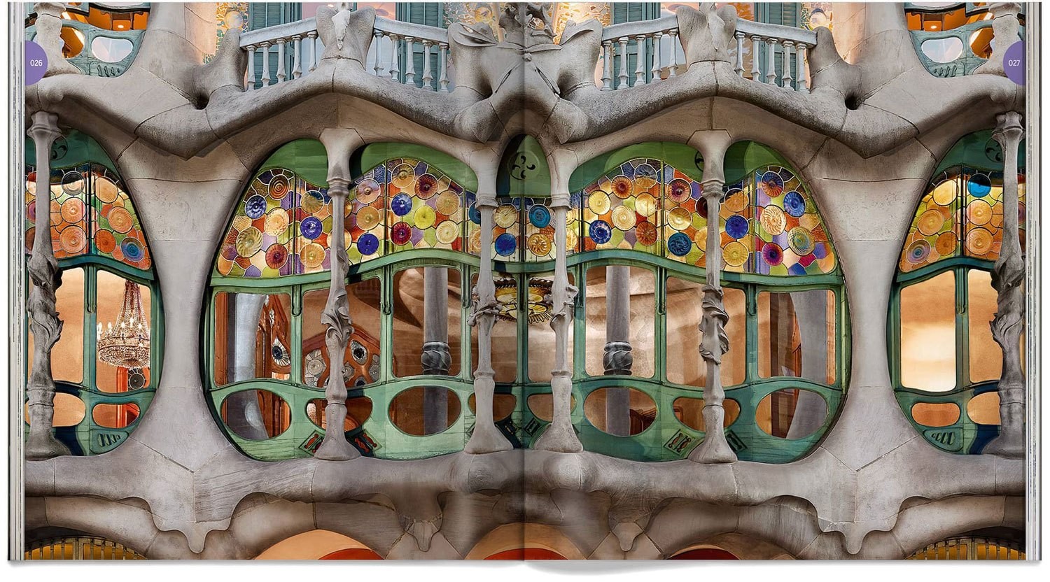 Libro De La Casa Batllo En Barcelona Obra De Gaudi