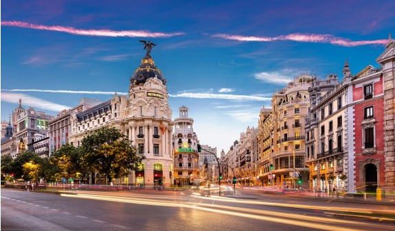 Gran Via Dosde Publishing Libro Madrid